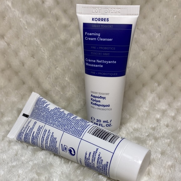Korres Greek Yoghurt Foaming Cream Cleanser - Picture 2 of 3